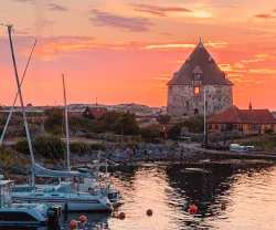 Hvad hedder Bornholms største by? Svar og vind!